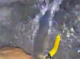 水泥漿，環(huán)氧樹脂處理地鐵找平層冒水